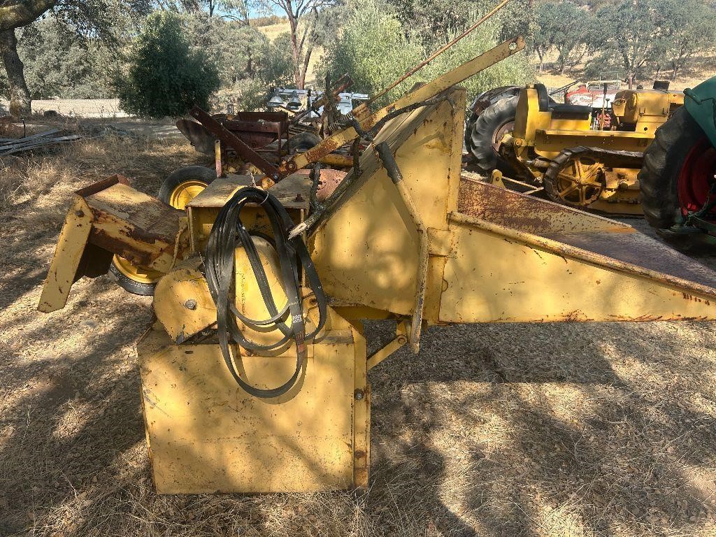 Bulldozer with blade